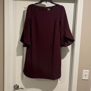 Plum Vince Camuto above the knee dress